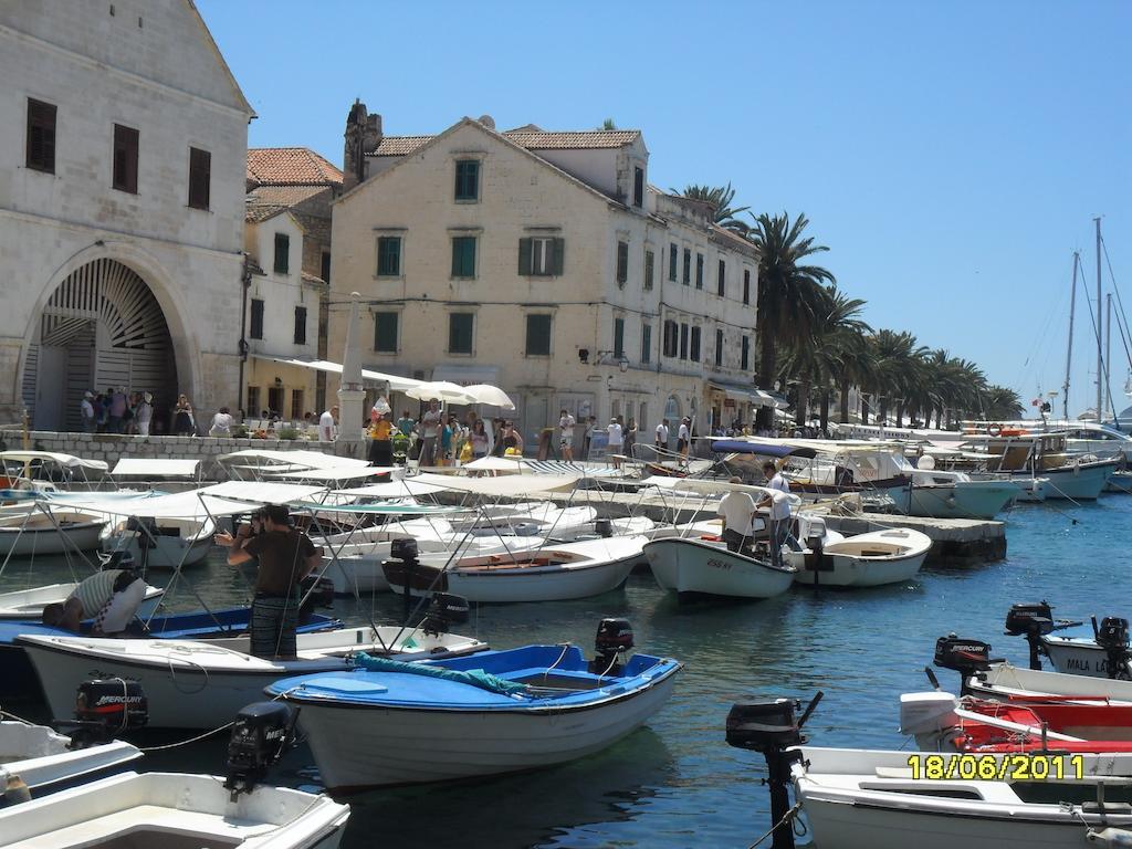 Apartment Lilly With Amazing City View Hvar Town Chambre photo